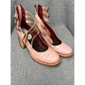 FREEBIRD Randi By Steven Womens Mary Jane Shoes Pink Crocodile Leather Barbie 8